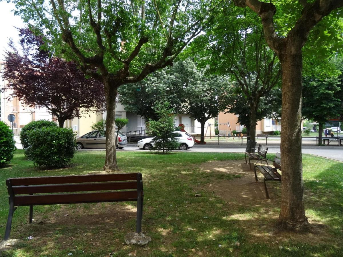 Apartment Olot By Interhome מראה חיצוני תמונה
