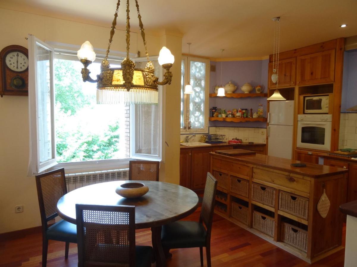Apartment Olot By Interhome מראה חיצוני תמונה